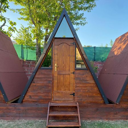 The Hood - Shkodra Backpackers Hostel Luaran gambar