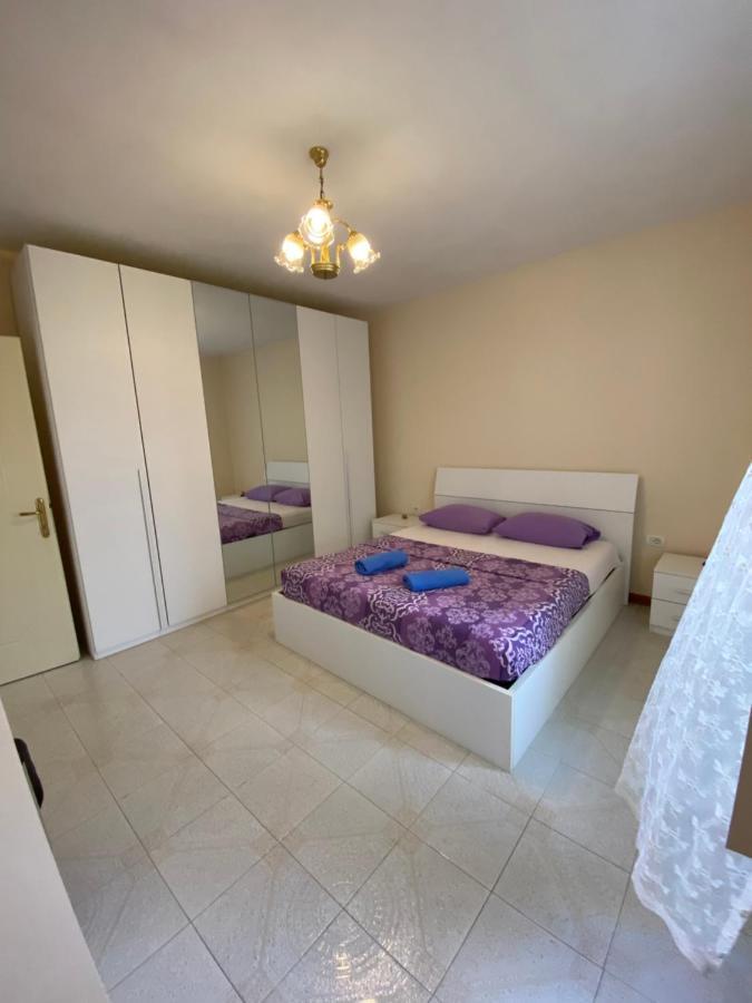 The Hood - Shkodra Backpackers Hostel Luaran gambar