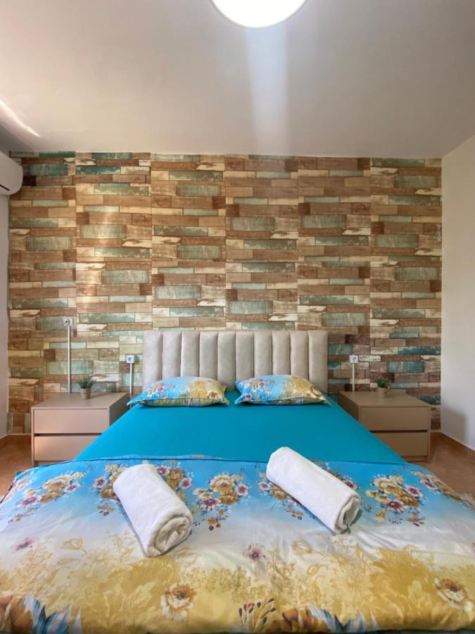 The Hood - Shkodra Backpackers Hostel Luaran gambar