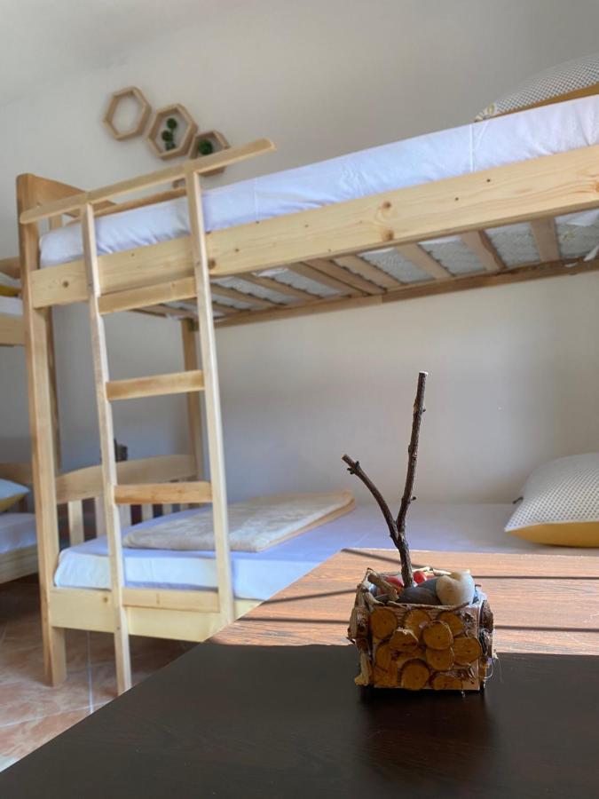 The Hood - Shkodra Backpackers Hostel Luaran gambar