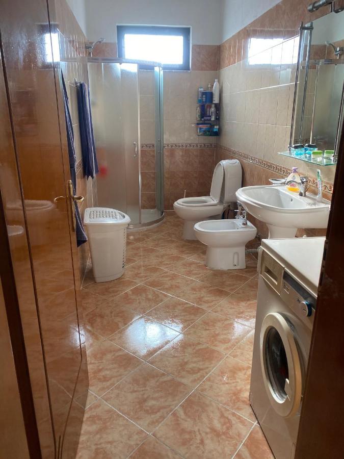 The Hood - Shkodra Backpackers Hostel Luaran gambar